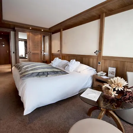 Hotel Les Sherpas 4*