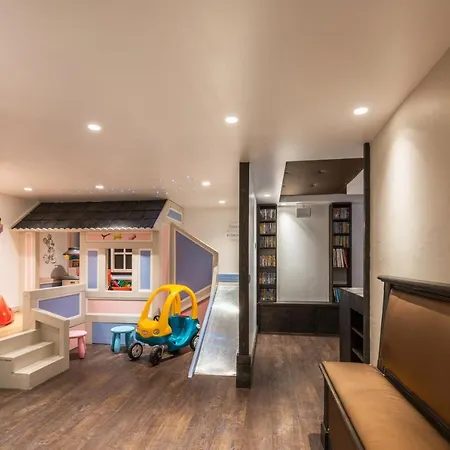 Les Sherpas Hotel Courchevel