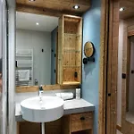 Les Sherpas Hotel 4*