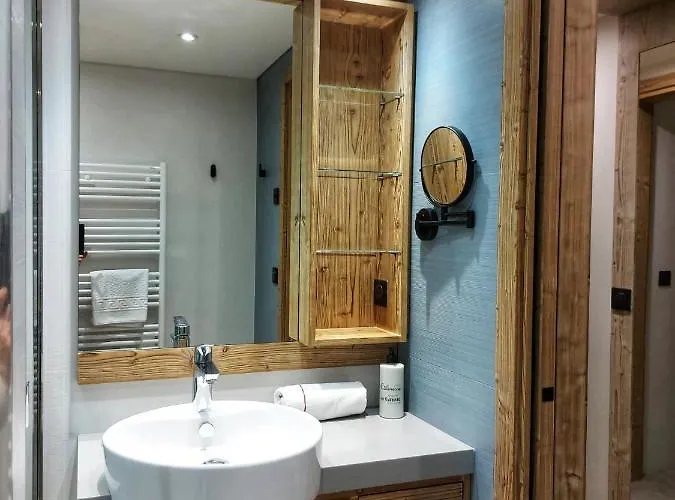 Les Sherpas Hotel 4*