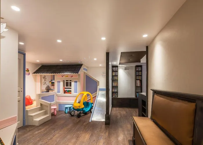 Les Sherpas Hotel Courchevel