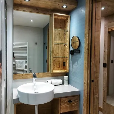Les Sherpas Szálloda 4*
